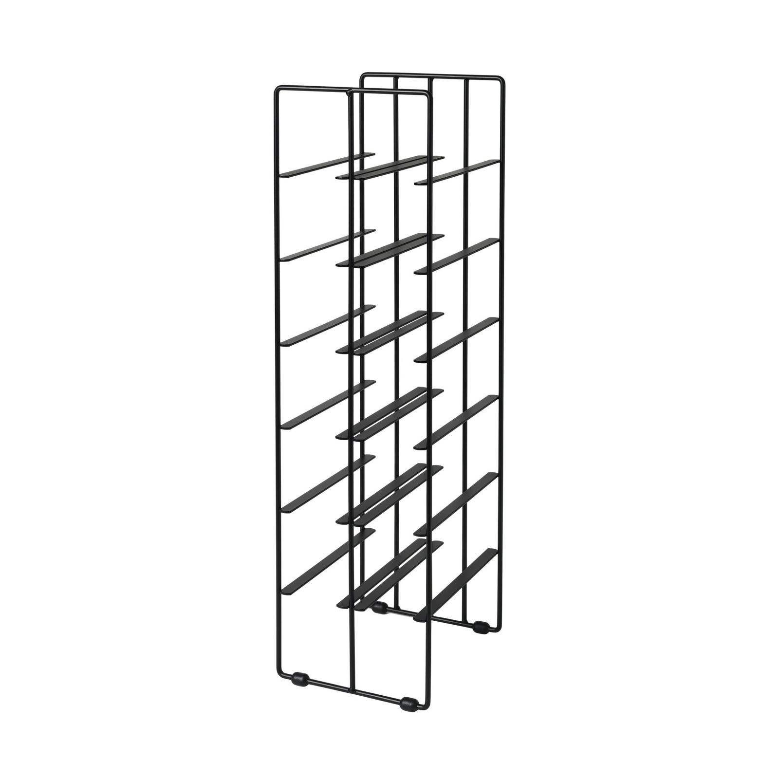 Schwarze Metallregaleinheit mit mehreren Ebenen für Lagerung und Organisation.