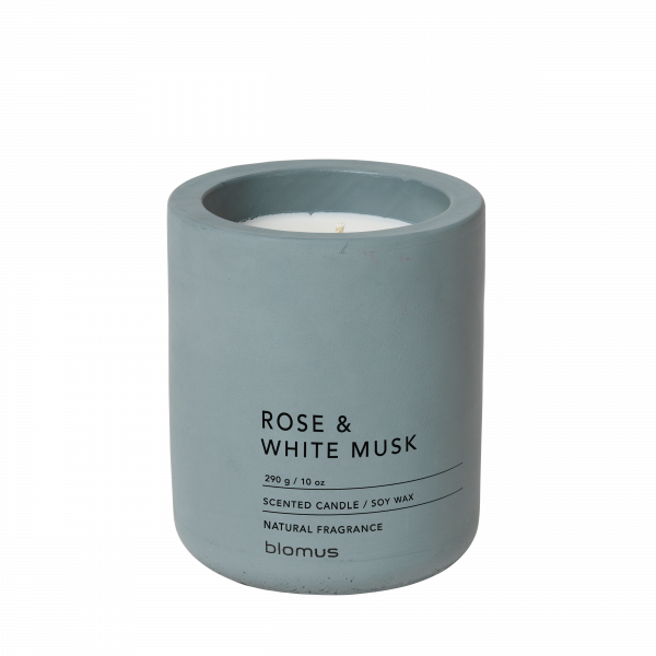 Scented candle in grey container featuring rose and white musk fragrance.