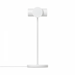 Elegante weiße moderne Tischlampe auf schwarzem Hintergrund, perfekt für zeitgenössische Inneneinrichtung.
