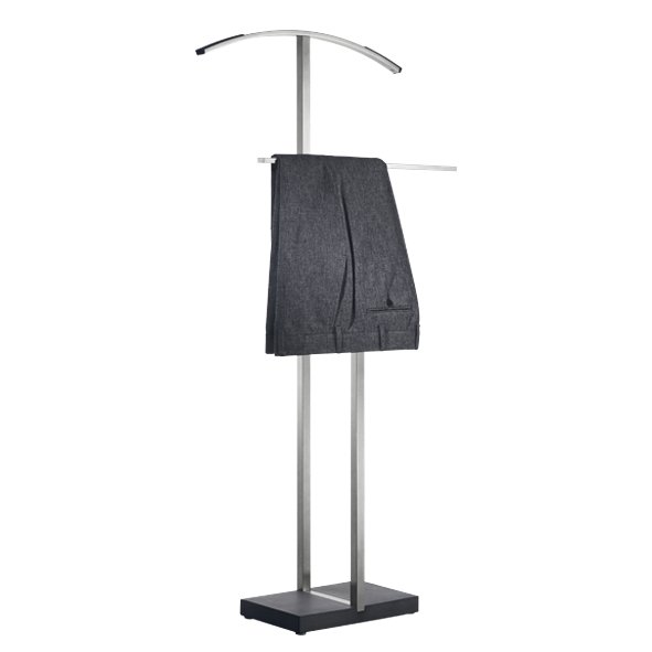 Stylischer Metallhosenständer mit elegantem Design, um Hosen ordentlich zu organisieren und auszustellen.