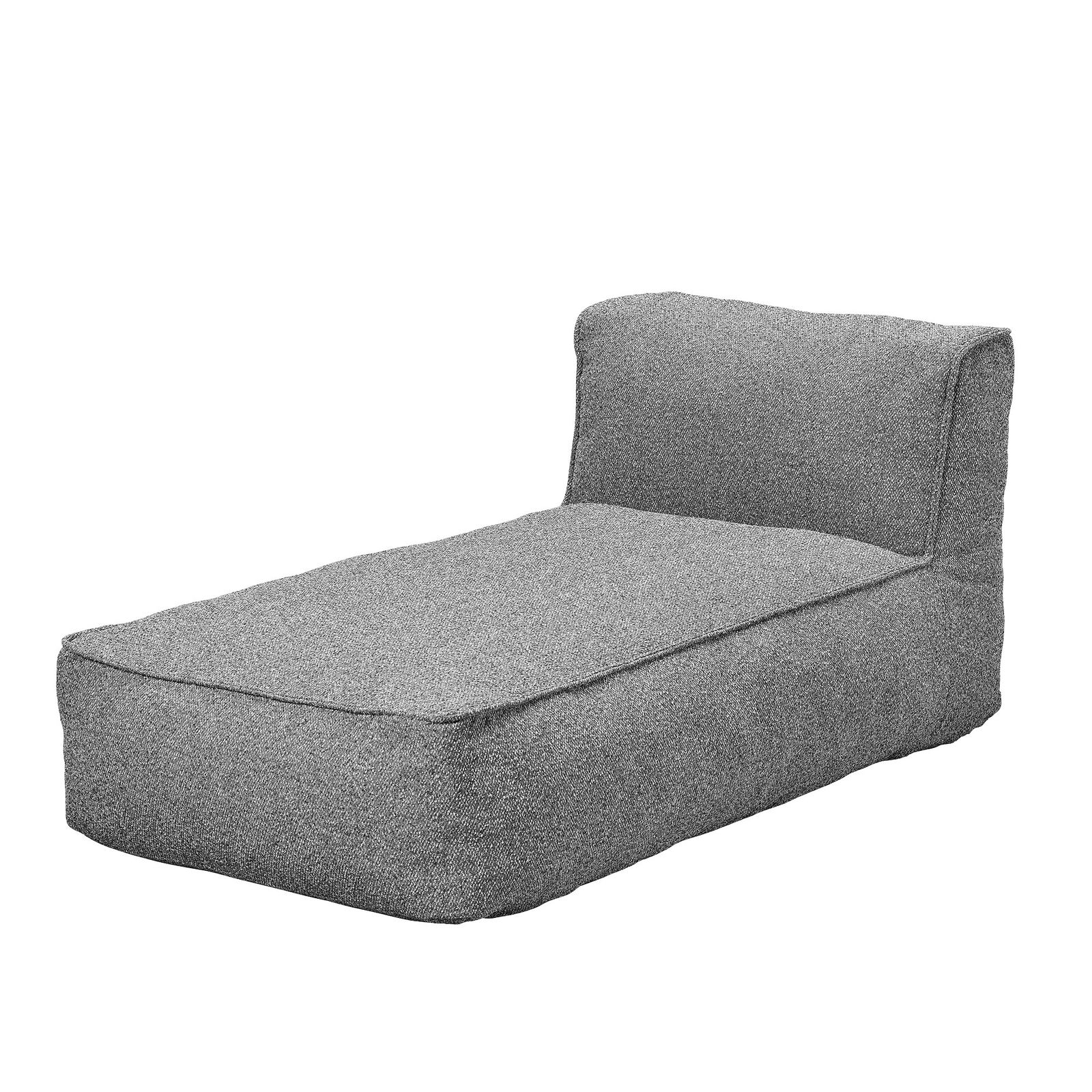 Gemütlicher grauer Lounge-Stuhl für komfortables Sitzen in modernen Innenräumen.