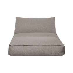 Gemütlicher grauer Sitzsack, der für entspanntes Liegen und Relaxen konzipiert ist.