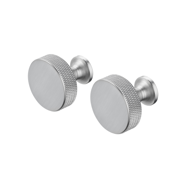 Silberne metallische Manschettenknöpfe mit einem schlanken, minimalistischen Design und strukturierten Kanten.
