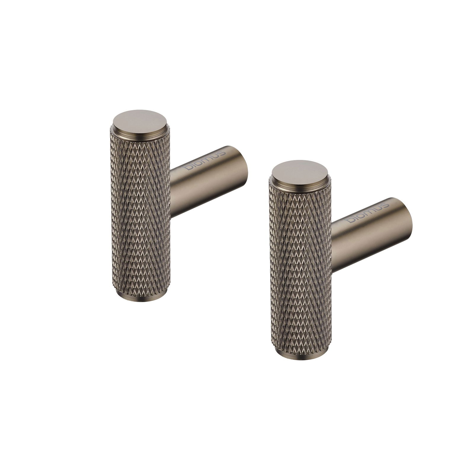 Stylische Metall-Schrankgriffe mit strukturiertem Griff für modernes Innendesign.