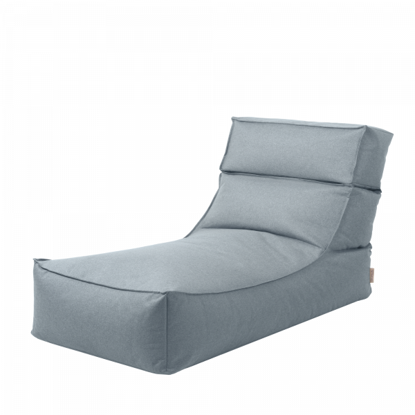 Stylischer grauer Loungesessel mit modernem Design für Komfort und Entspannung.