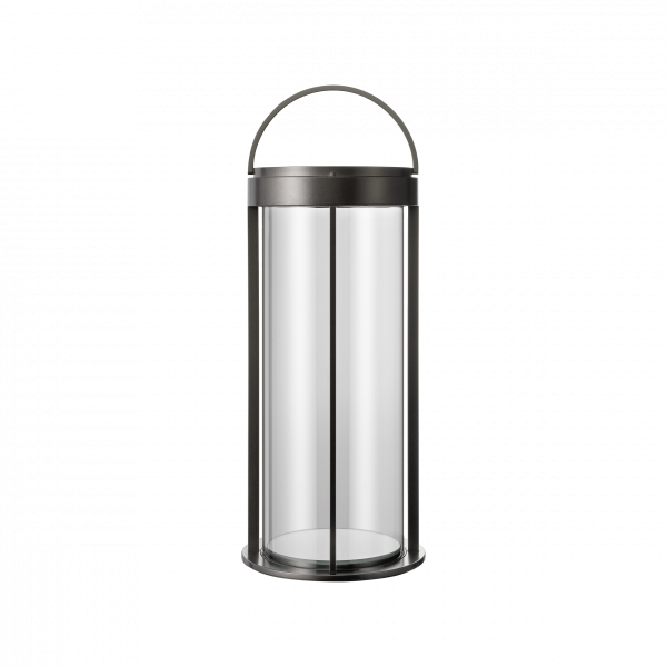 Stylische Glaslaterne mit einem schwarzen Metallrahmen für moderne Wohnkultur oder Außenbeleuchtung.