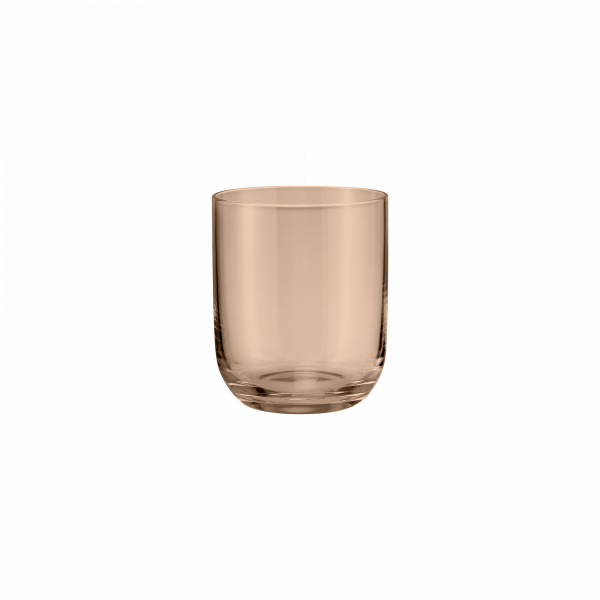 Elegantes durchscheinendes braunes Glas-Glas auf einem weißen Hintergrund.