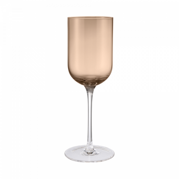 Elegantes Champagnerglas mit einem Roségoldton und einem schlanken Stiel für anspruchsvolle Feierlichkeiten.