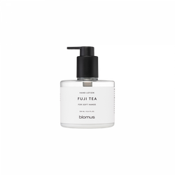 Blomus Fuji Tee Handlotionflasche, entworfen für weiche Hände, mit einem modernen Pumpenspender.