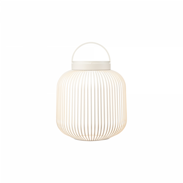 Stilvolle weiße Laterne mit einem schlanken, gestreiften Design für moderne Wohnkultur.