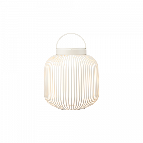 Stylische weiße Laterne mit geriffeltem Design, perfekt für moderne Wohnkultur.