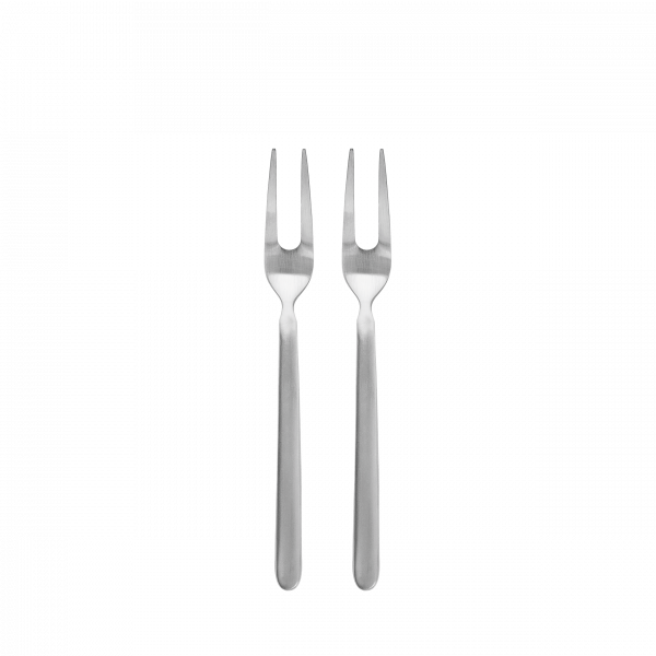 Zwei elegante Edelstahlgabeln vor einem schwarzen Hintergrund.