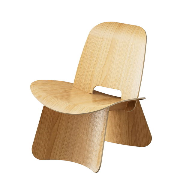 Holzstuhl mit minimalistischem Design und geschwungener Form in hellem Holz.